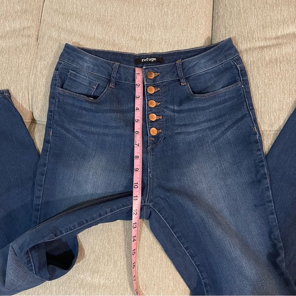 High Rise Skinny Jeans - Picture 4 of 7